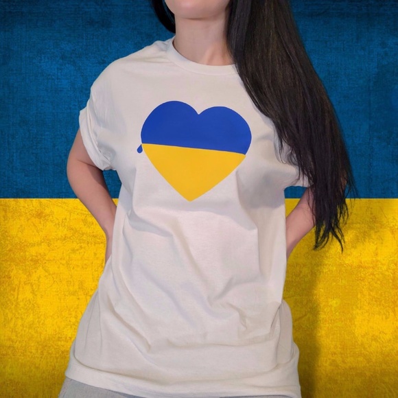 Large Teardrop Heart Tee - Support Ukraine Now! - Picture 1 of 3